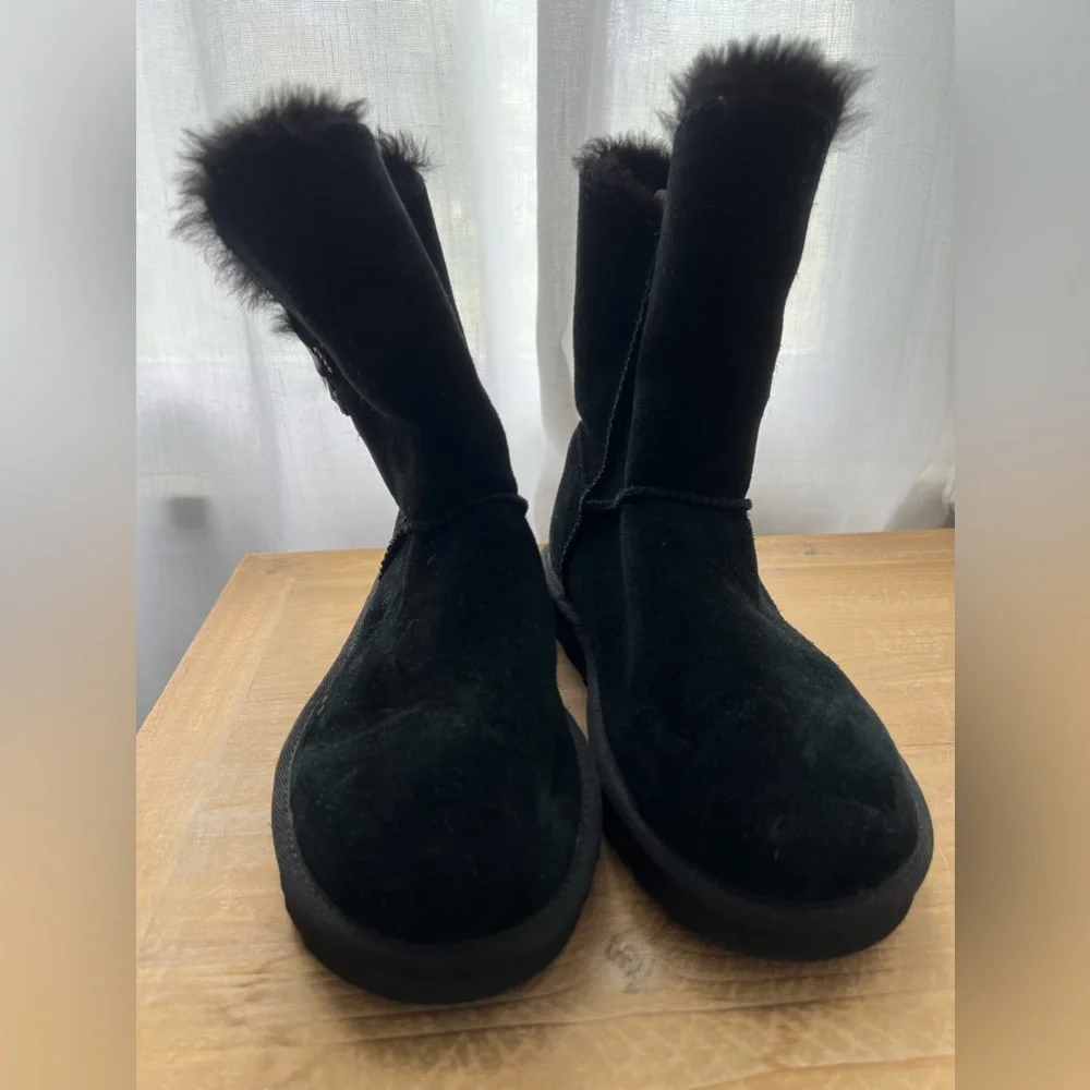 UGG CONSTANTINE SATIN RIBBON BLACK BOOTS - WOMEN'S Size 7 New